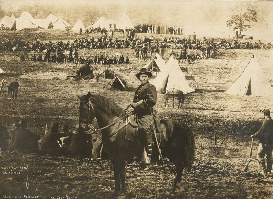 Composition de trois photographies différentes par Levin Corbin Handy afin de représenter le général Ulysse Grant sur le front de la Guerre de Sécession